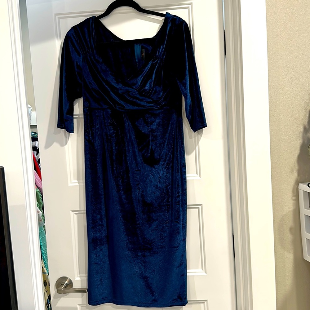 Pretty blue velvet Renaissance bodycon style dress